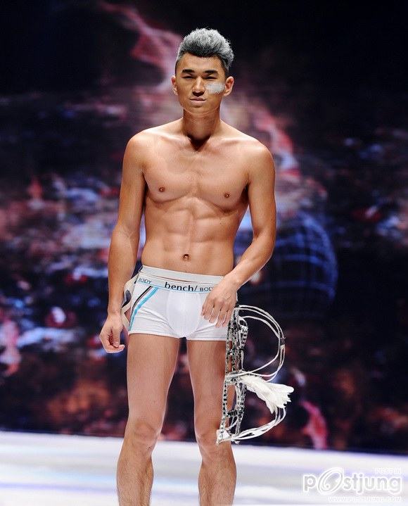 Bench Body AW12 Male Underwear Catwalk