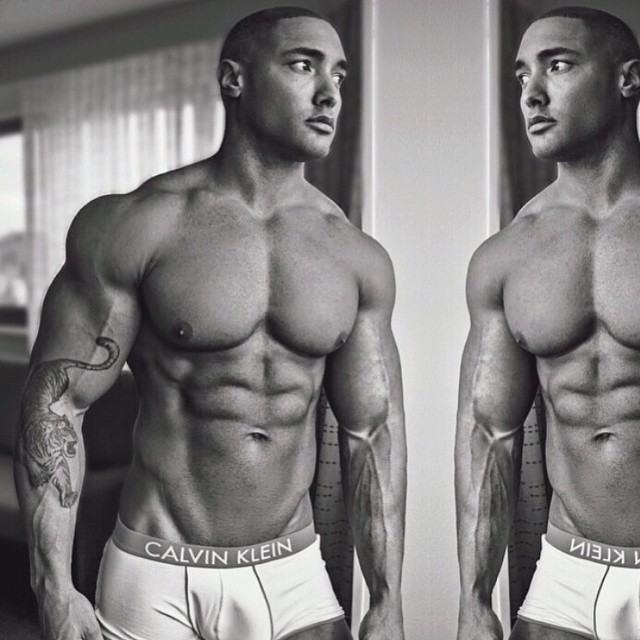 Muscle men From IG 294