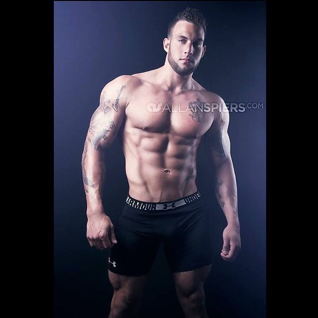 Muscle men From IG 301