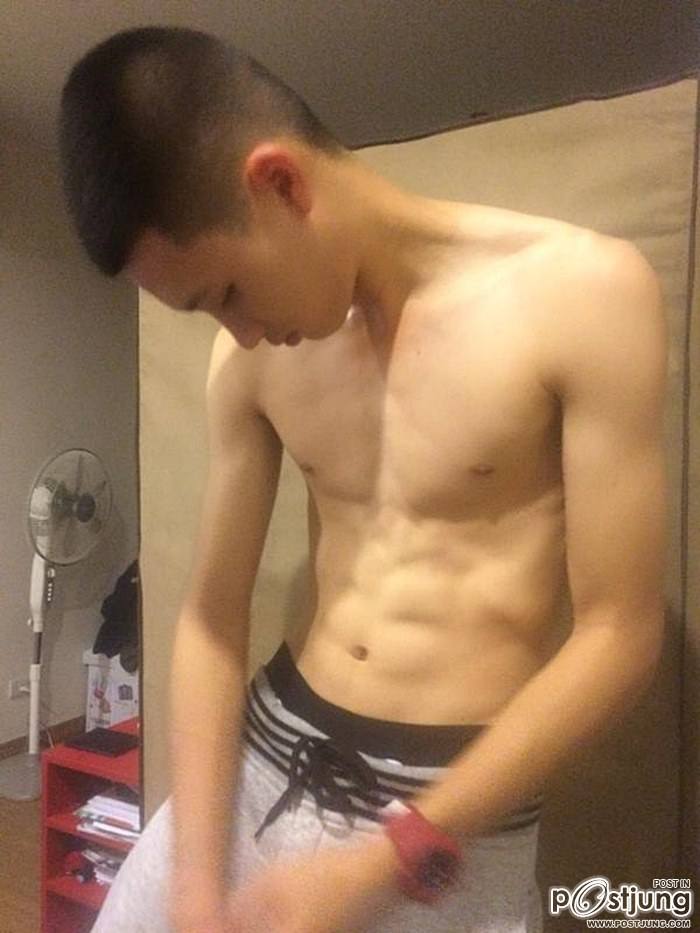 หนุ่มน้อยฟินๆ