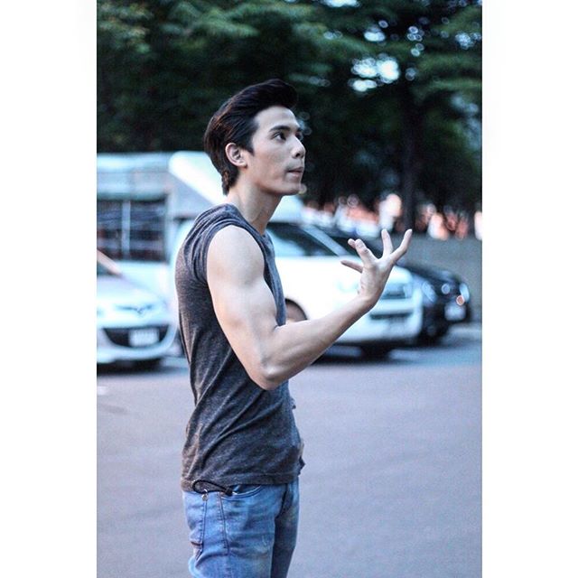 จิตใจปั่นป่วนยิ่งเห็นก็ยิ่งฮัก ( เจษ เจษฏ์พิพัฒ )
