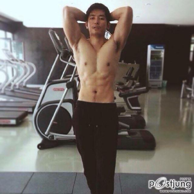 Tha @thaabhisit
