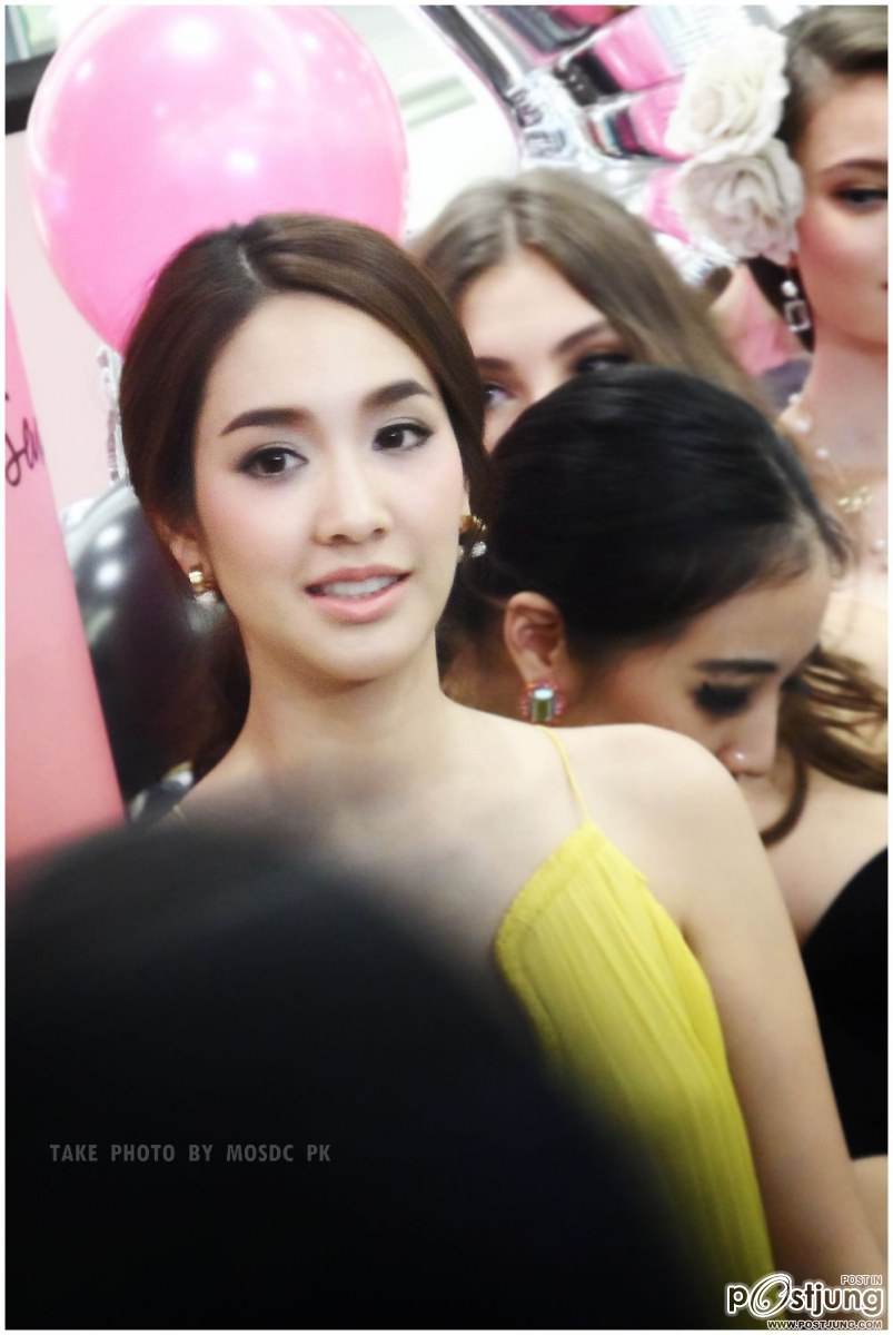 มิน พีชญา งาน Make'em Crush เปิดช็อปชุดชั้นใน La Senza @Siam Paragon