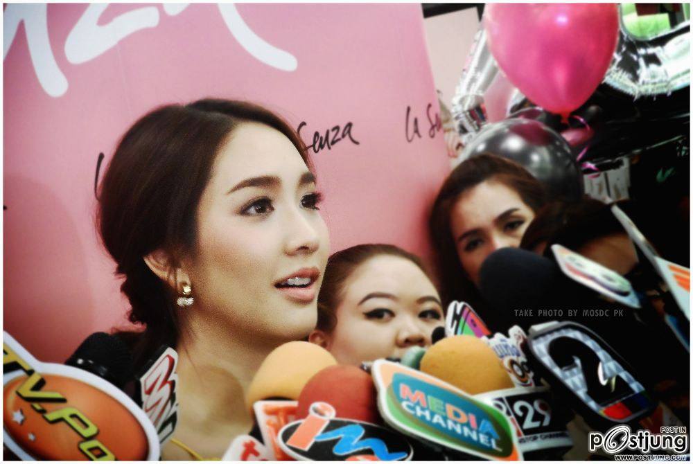 มิน พีชญา งาน Make'em Crush เปิดช็อปชุดชั้นใน La Senza @Siam Paragon