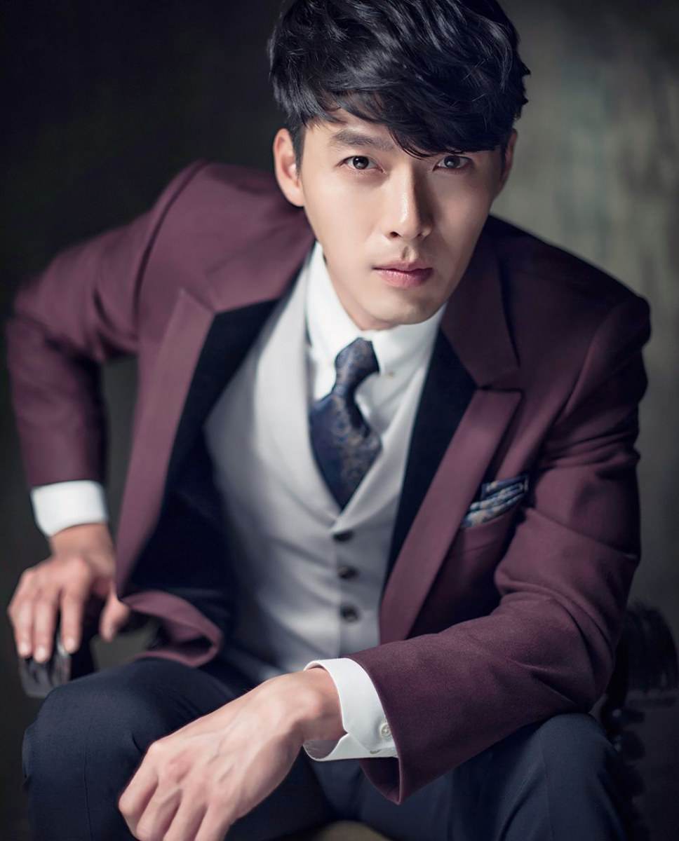 แม่เจ้า ^_^ ใส่สูทเเล้วหล่อขึ้นมาก100%