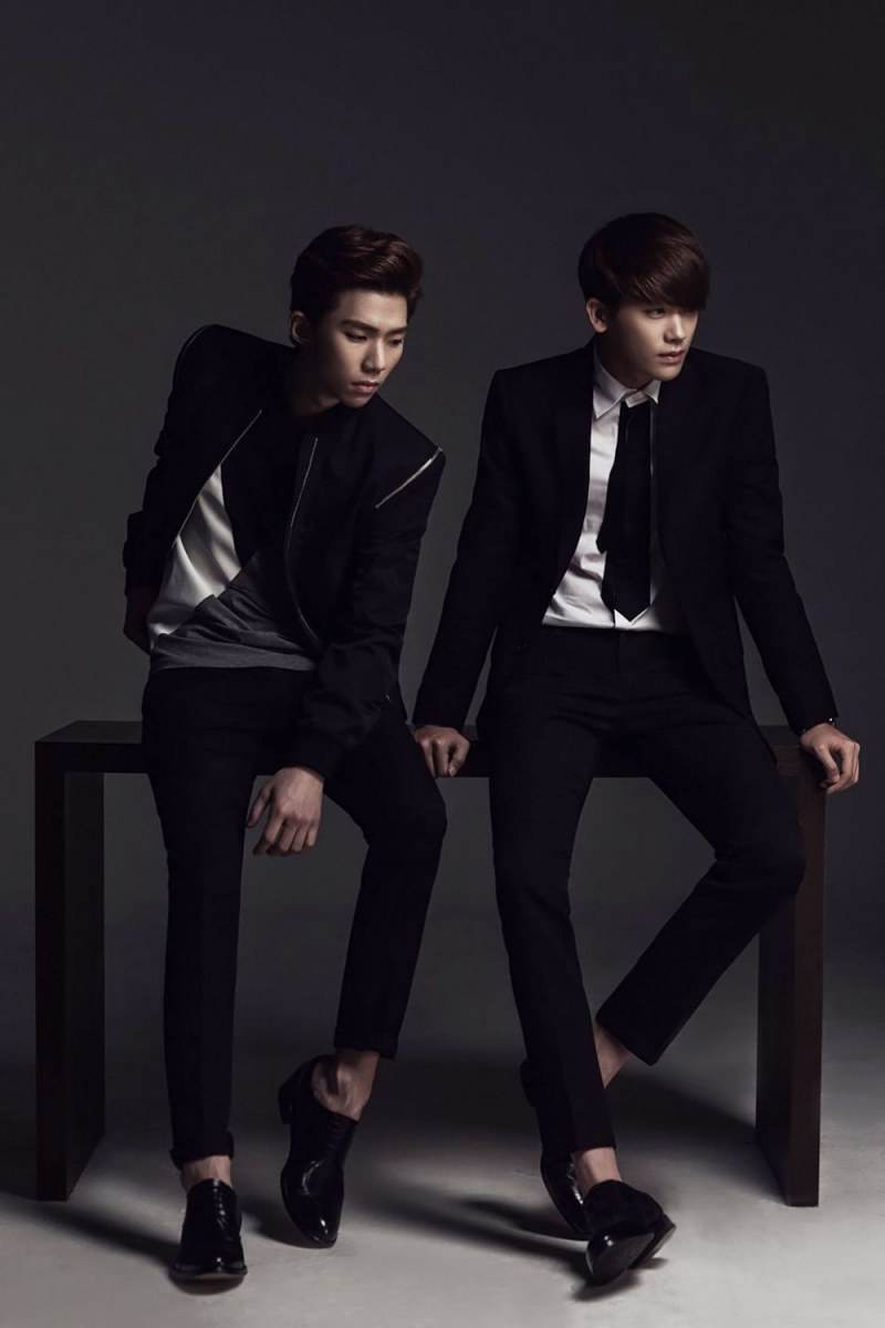 แม่เจ้า ^_^ ใส่สูทเเล้วหล่อขึ้นมาก100%