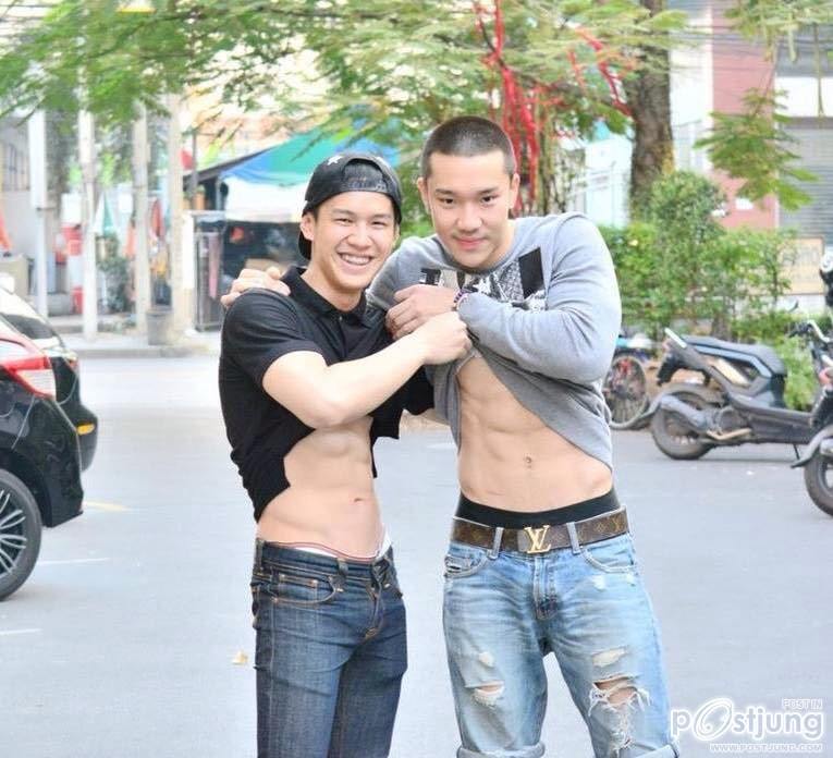 น้องบอสๆพี่นี่เลียเลย