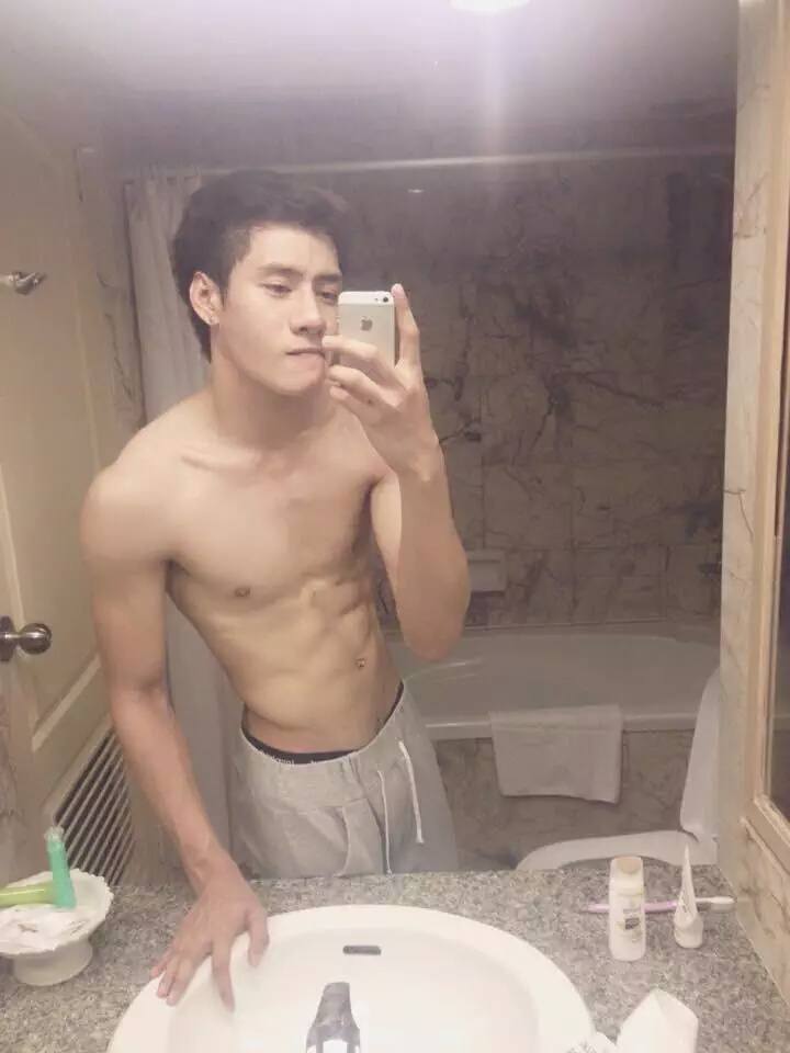 ส่อง Twitter No.2 #หล่อเว่อร์
