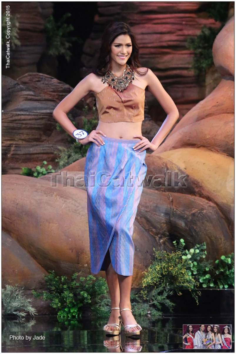 "น้องแนท" สาวงามหน้าไทย คว้ามงกุฎ Miss Universe Thailand 2015 สวยสมมงคุณค่าที่คู่ควรไปจักวาล