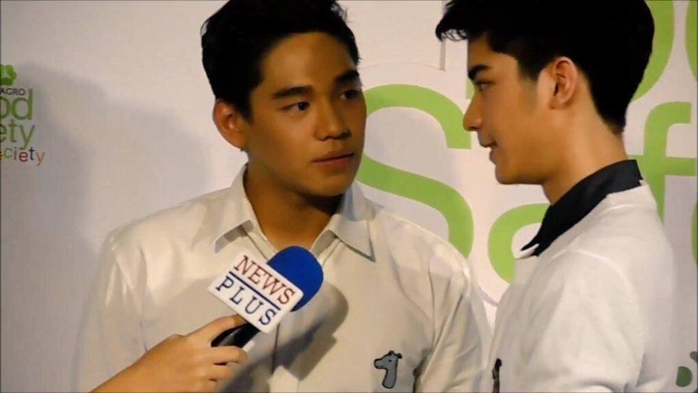 เอิ้นกะพีทหรือเงินออกัส
