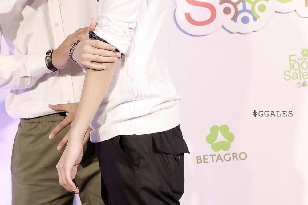 เอิ้นกะพีทหรือเงินออกัส