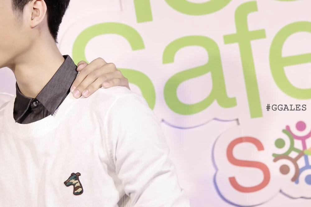 เอิ้นกะพีทหรือเงินออกัส