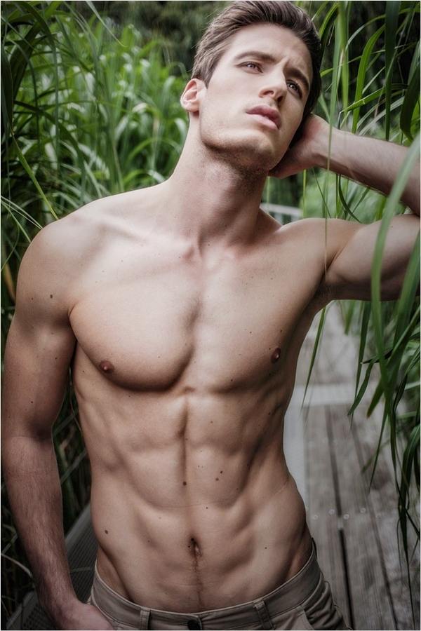 Athena men 61