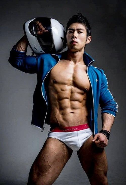 Athena men 61
