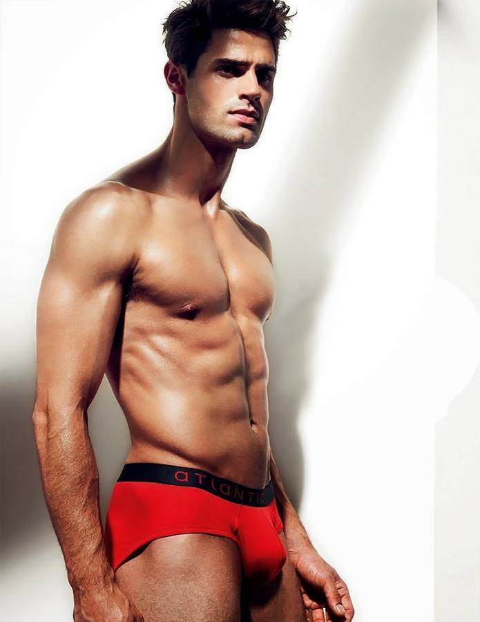 Athena men 61