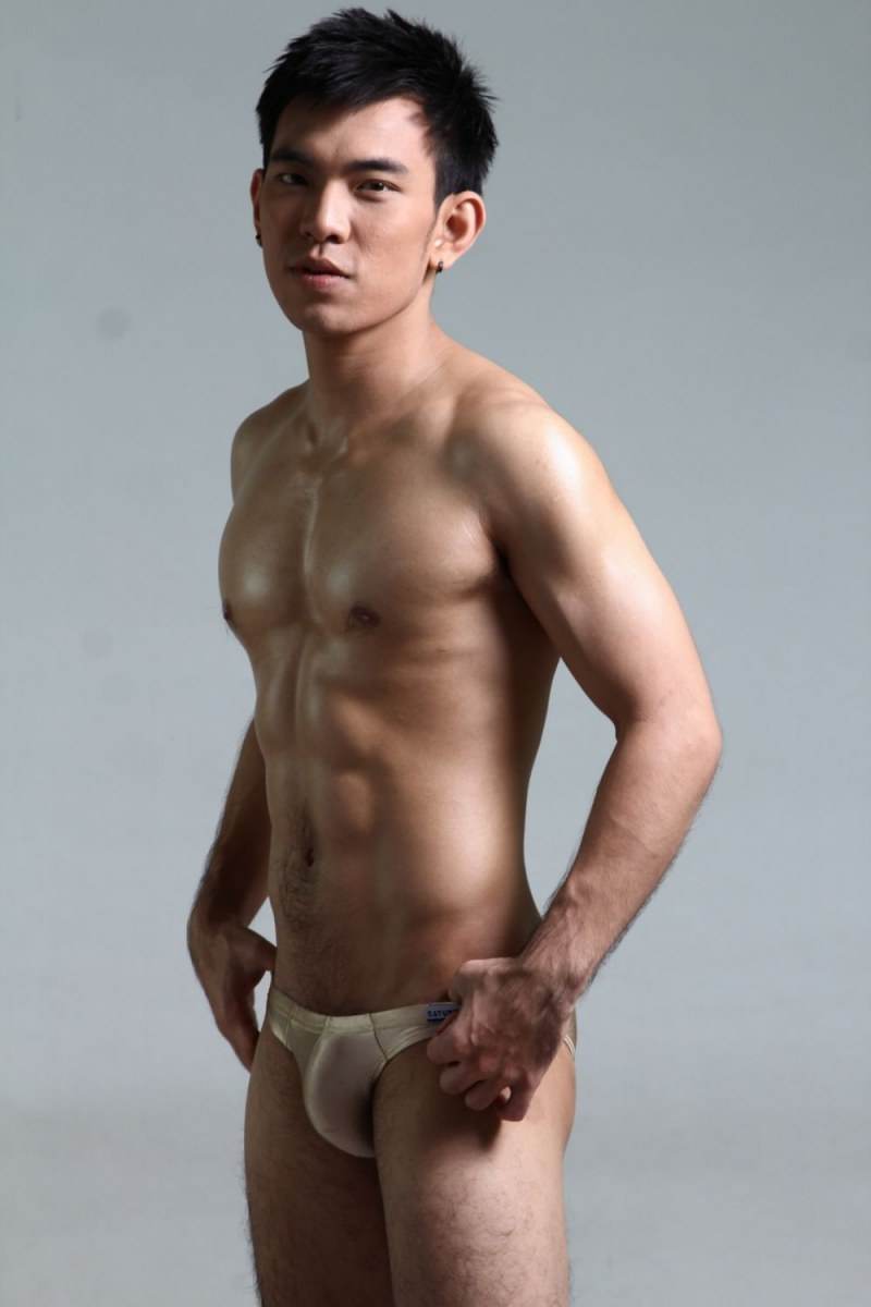 กอล์ฟ สุรพงษ์ ดีพันธ์