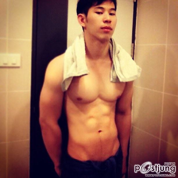 ขาวๆใสๆ แน่นๆ Brain Ratthaphat