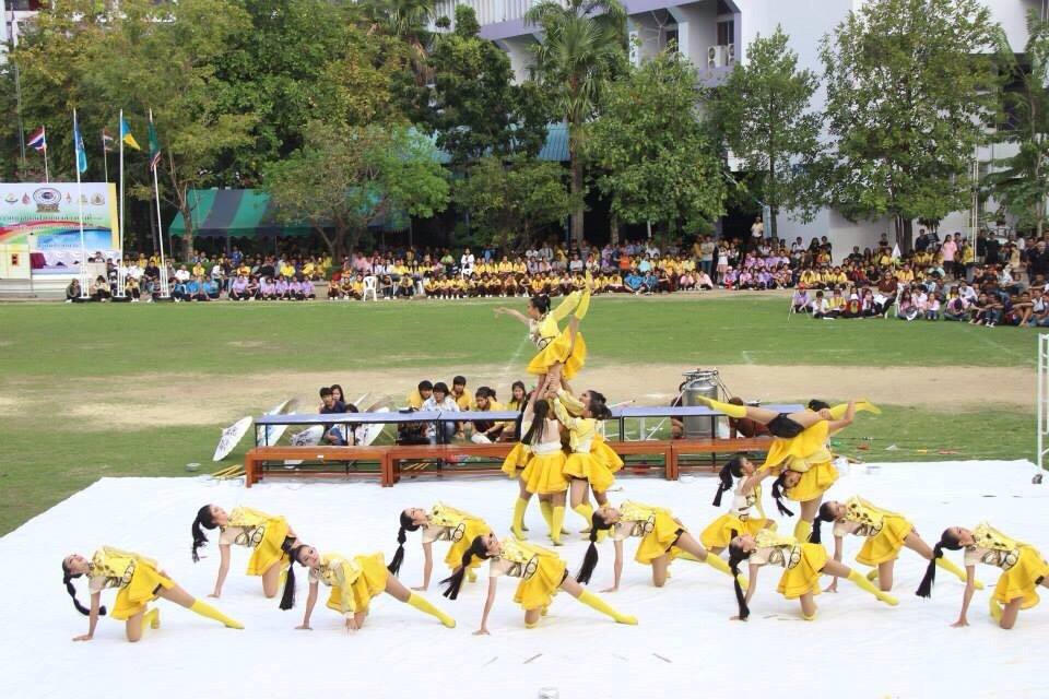 หลีดกีฬาเบญจสิริเกมส์ 2557 (โรงเรียนสายน้ำผึ้ง)