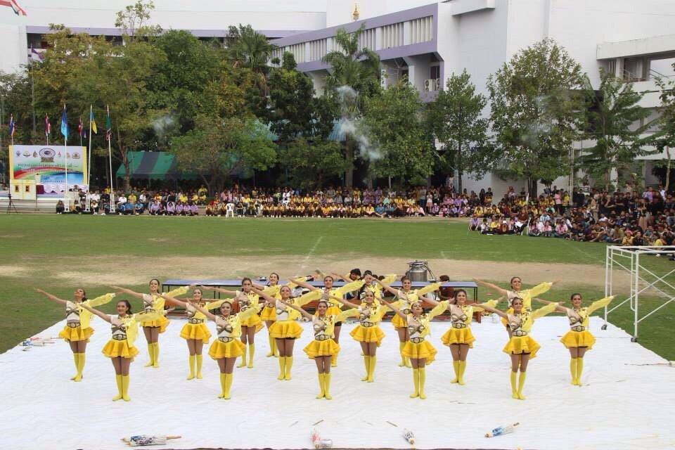หลีดกีฬาเบญจสิริเกมส์ 2557 (โรงเรียนสายน้ำผึ้ง)