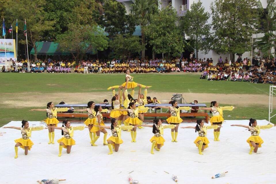 หลีดกีฬาเบญจสิริเกมส์ 2557 (โรงเรียนสายน้ำผึ้ง)