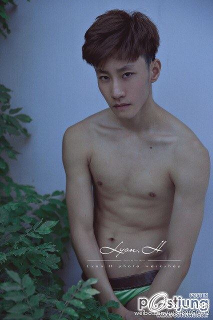 หนุ่มตี๋ By Lyon H. Photography