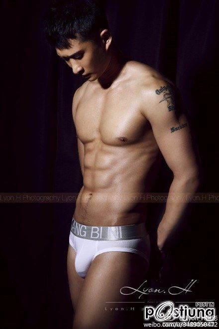 หนุ่มตี๋ By Lyon H. Photography