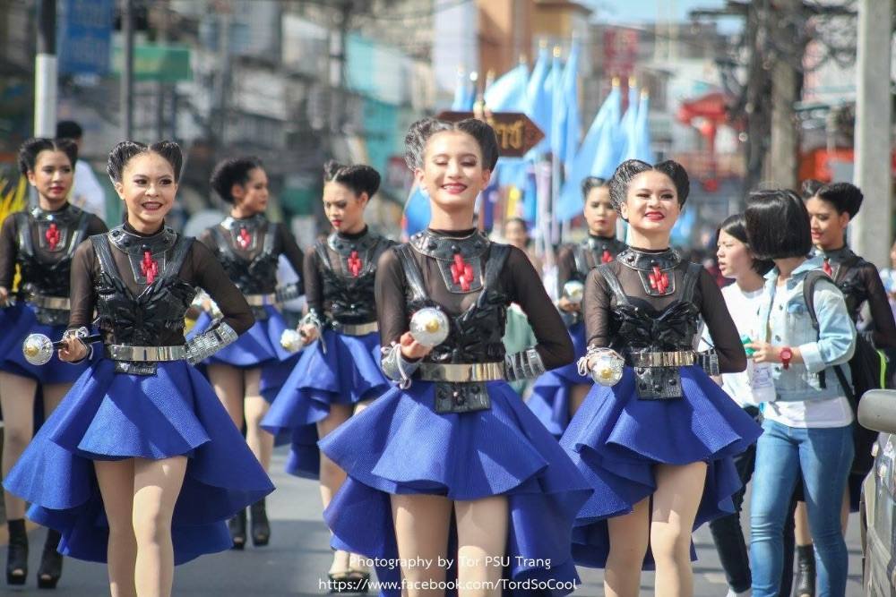 คฑากร คณะ เมฆราช(สีฟ้า) โรงเรียน กัลยาณีศรีธรรมราช จ.นครศรีธรรมราช