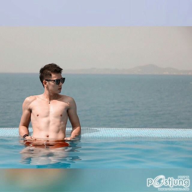 กัปตันโอ็ต ขาวๆแน่นๆ IG@OAT_PURIPAK24