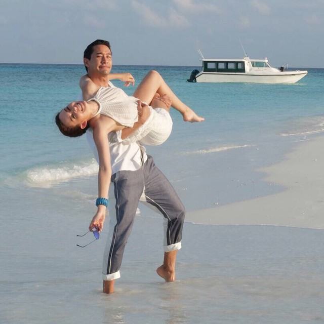 ป้อง-ณวัฒน์ & มะลิ-มาลินี โคทส์ @ HONEYMOON+TRAVEL vol.14 no.158 July 2015