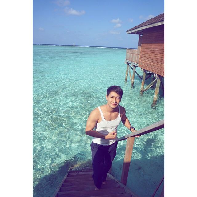 ป้อง-ณวัฒน์ & มะลิ-มาลินี โคทส์ @ HONEYMOON+TRAVEL vol.14 no.158 July 2015