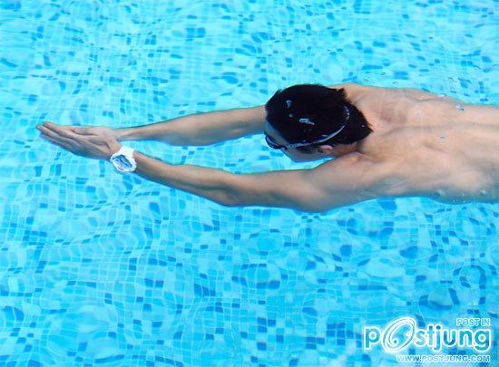 Johnny Tr&iacute; Nguyễn