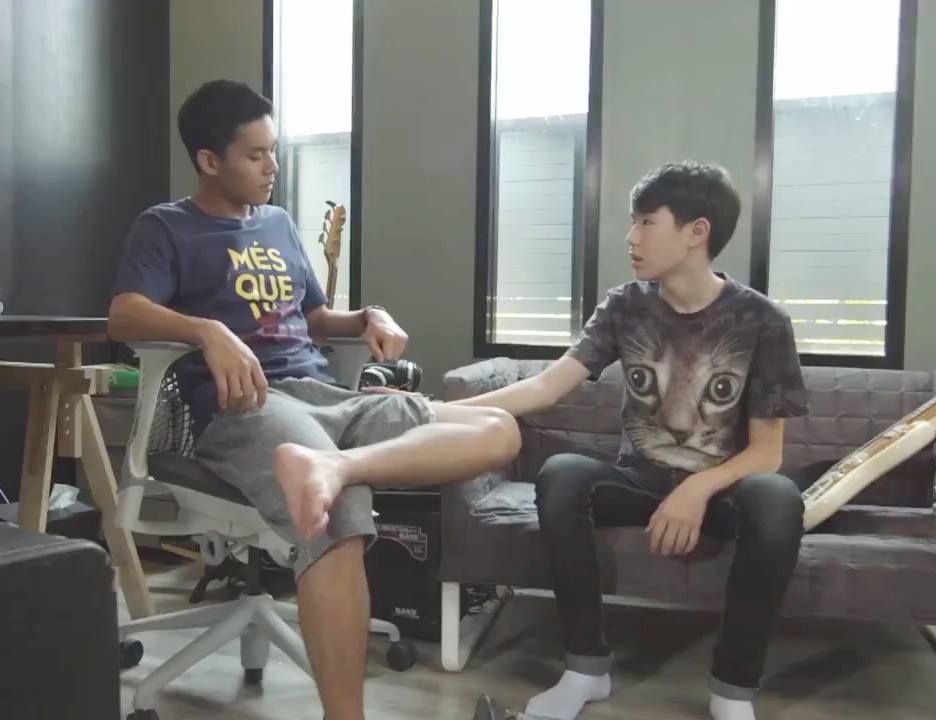 ขอพื้นที่ให้ โอม-มิก (นะ-มิน) ด้วยค่ะ