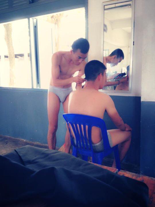 สุดหล่อรับวันหยุด