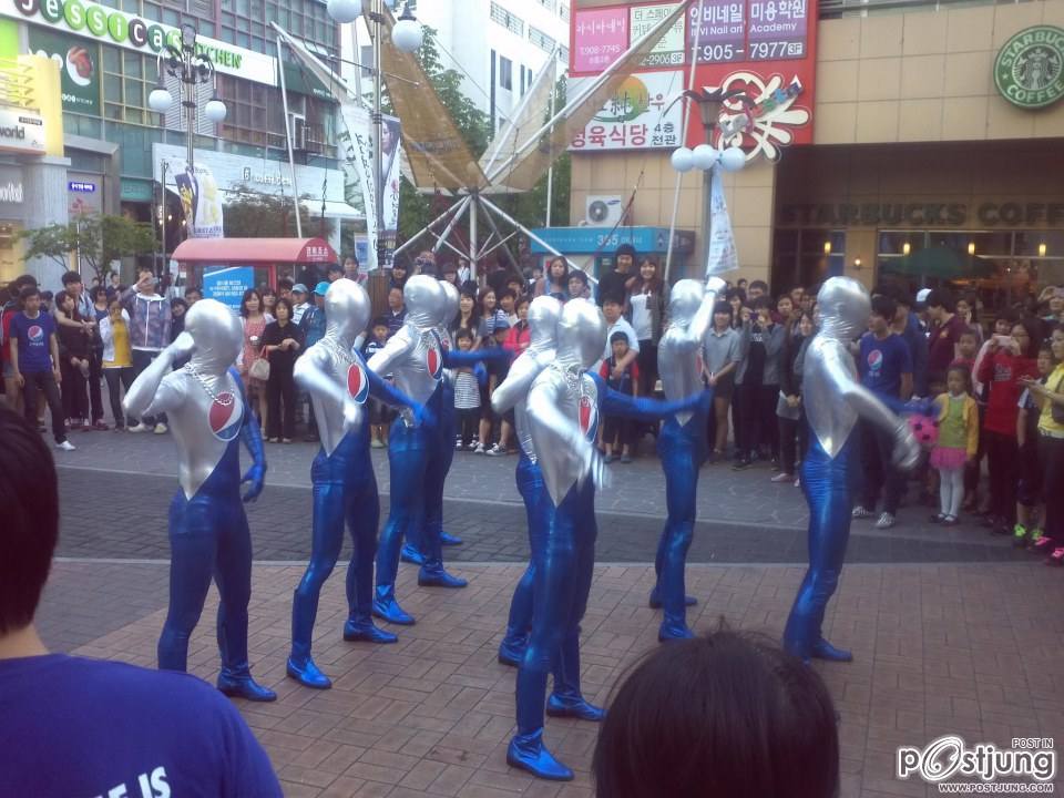 หนุ่มเกาหลี Pepsi Men ฟินๆ