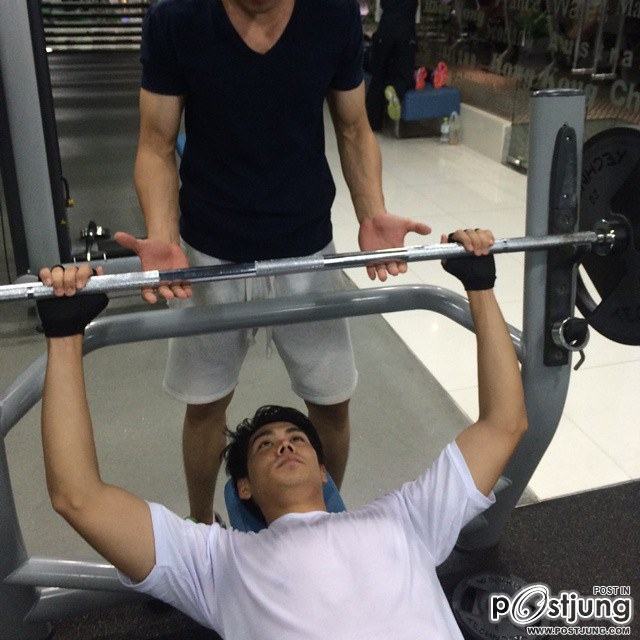 12 หนุ่ม Men's Health Guys Challenge 2015