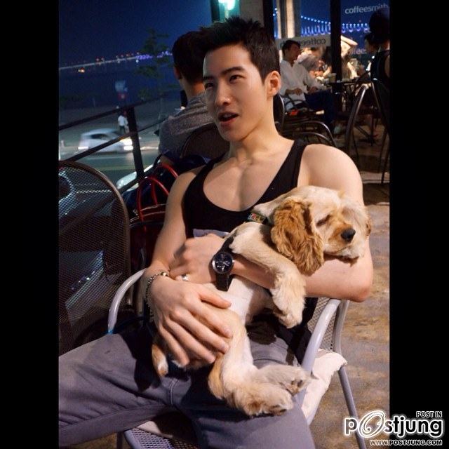 หนุ่มเกาหลี Tk.Jun