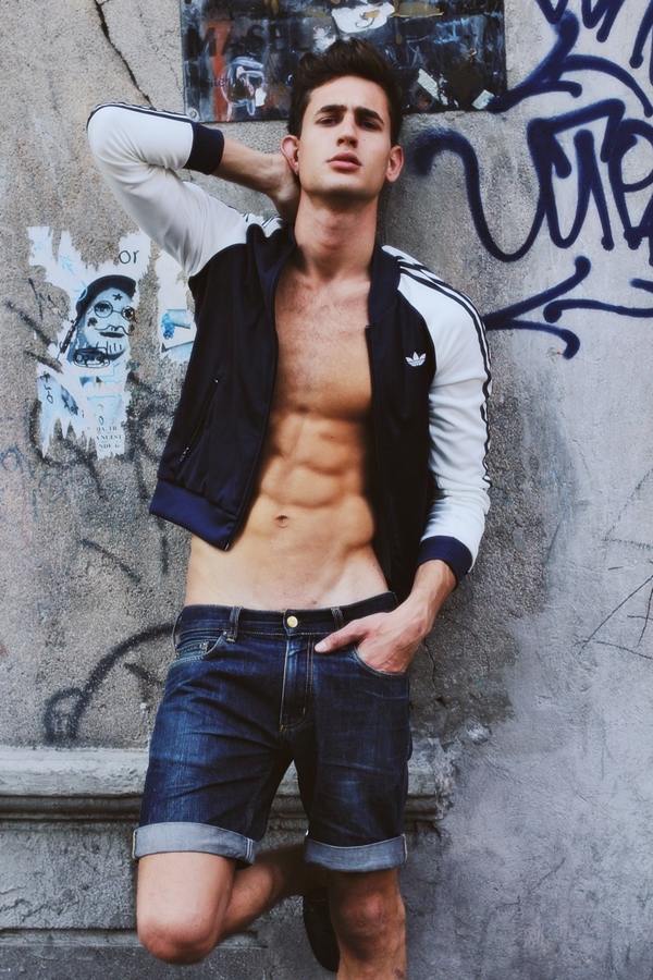 Athena men 86
