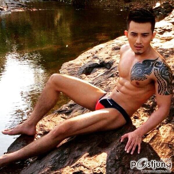 Mens in Red