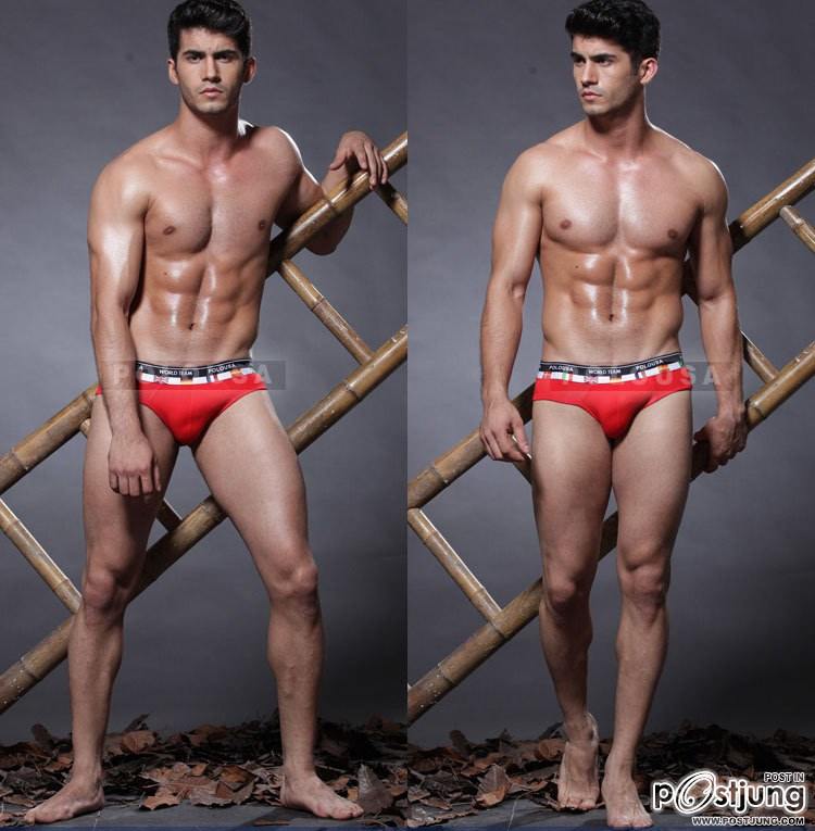 Mens in Red