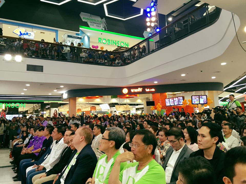 Grand opening Robinson Lifestyle Center Buriram
