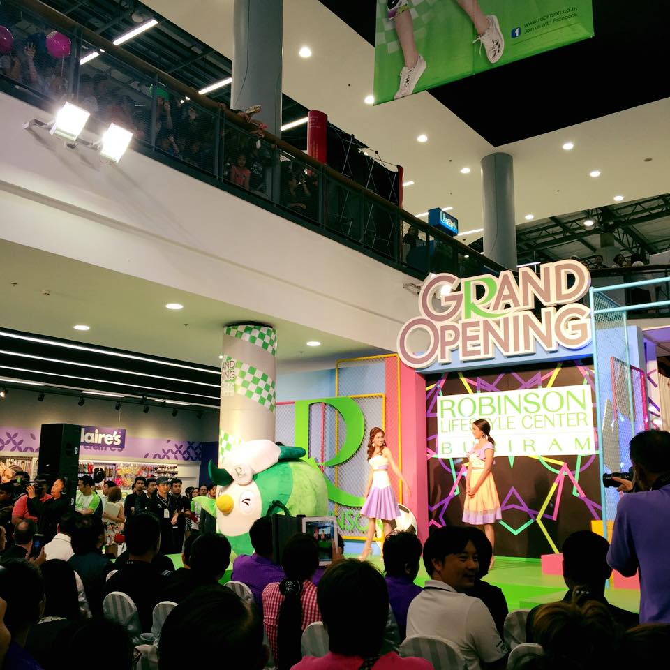 Grand opening Robinson Lifestyle Center Buriram