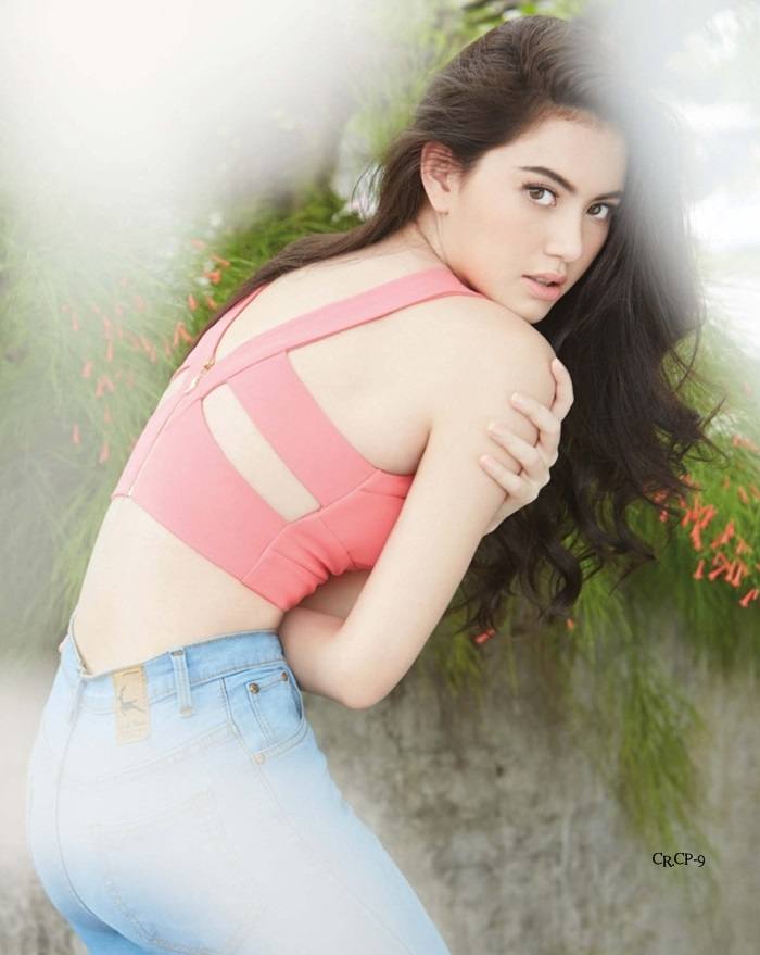 ใหม่-ดาวิกา โฮร์เน่ @ IN vol.11 no.249 July 2015