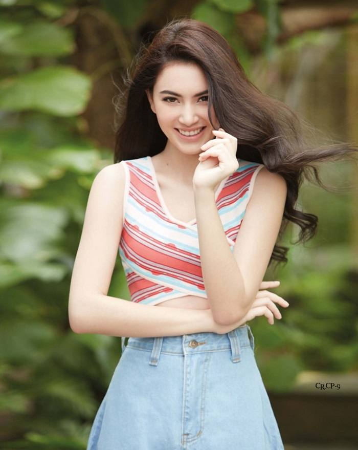 ใหม่-ดาวิกา โฮร์เน่ @ IN vol.11 no.249 July 2015