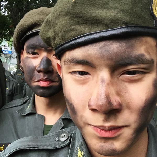 วันหยุดพักผ่อนหย่อนตา