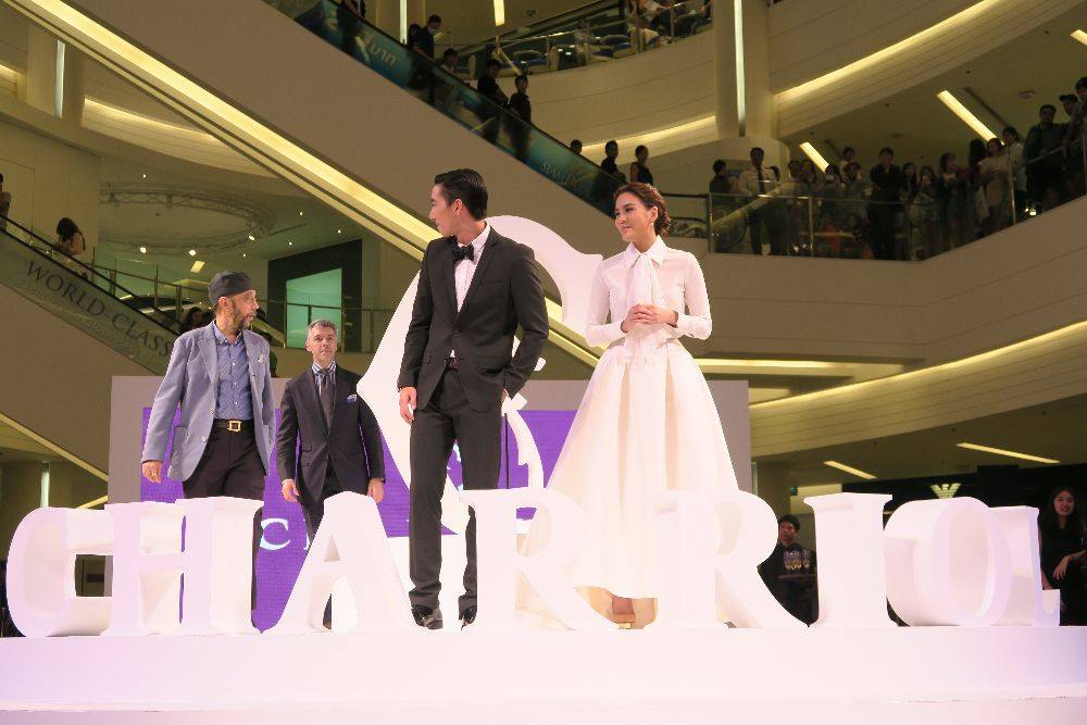 โตโน่  เจนี่  ควงกันออกงานคู่  Fashion show