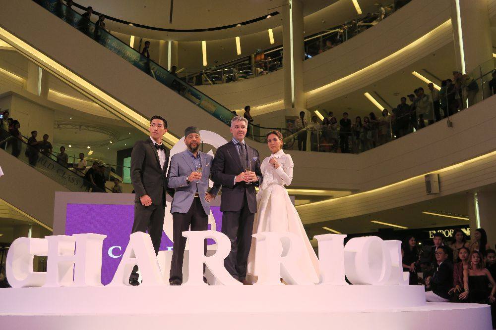 โตโน่  เจนี่  ควงกันออกงานคู่  Fashion show