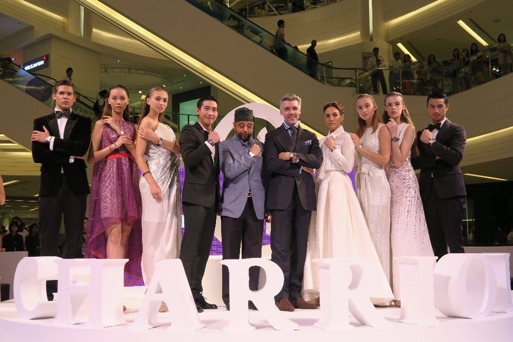 โตโน่  เจนี่  ควงกันออกงานคู่  Fashion show