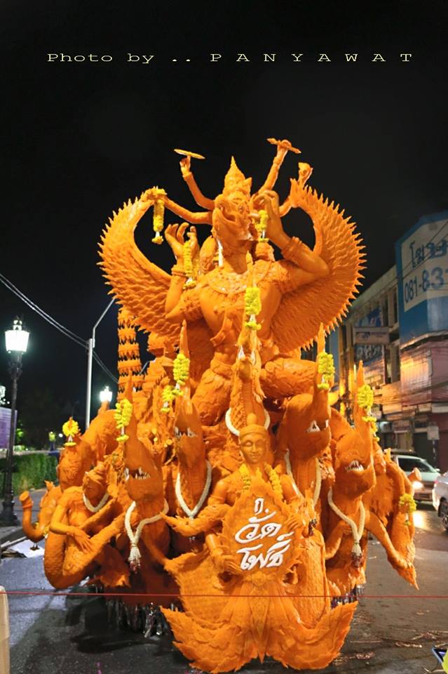 บรรยากาศงาน "เเห่เทียนพรรษา" โคราช