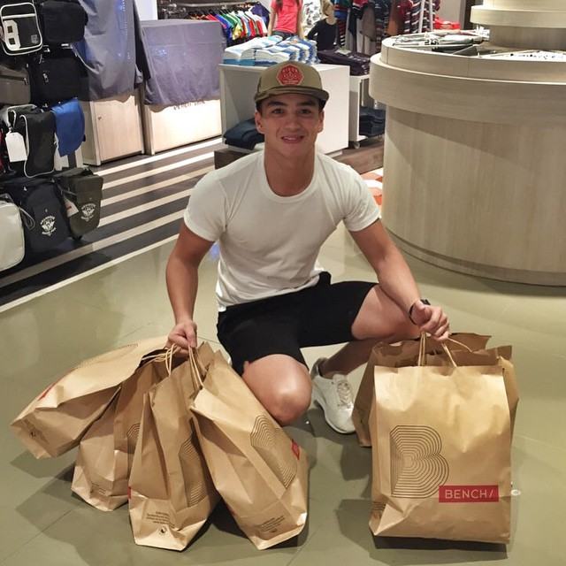 นายแบบหนุ่มDOMINIC ROQUE