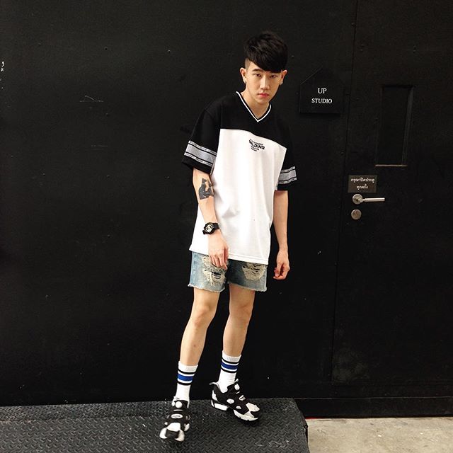 นายแม็กซ์หนุ่มหน้าใส รอยสักสวย IG@M.XZM